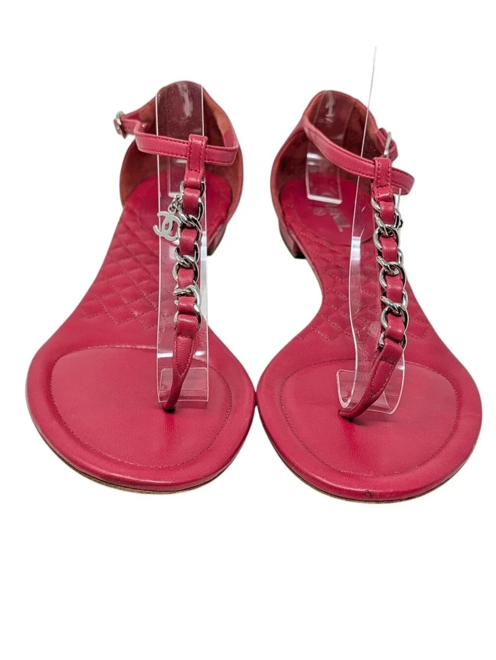 Chanel Red Interlocking CC T-Strap Thong Chain Quilted Sandals Size EU 38
